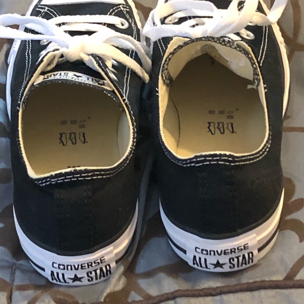 Converse - Picture 3 of 5